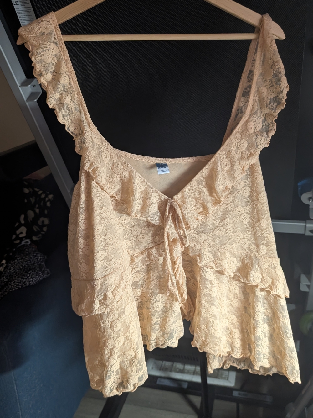 Old Navy Peach Lace Ruffle Tie-Front Camisole